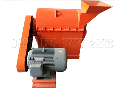 Semi-wet material crusher of cow manure processing machinery